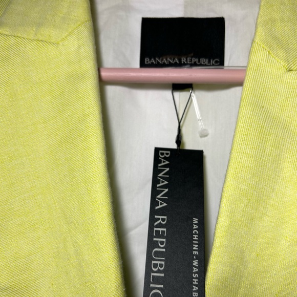 Banana Republic Blazer - Picture 4 of 8